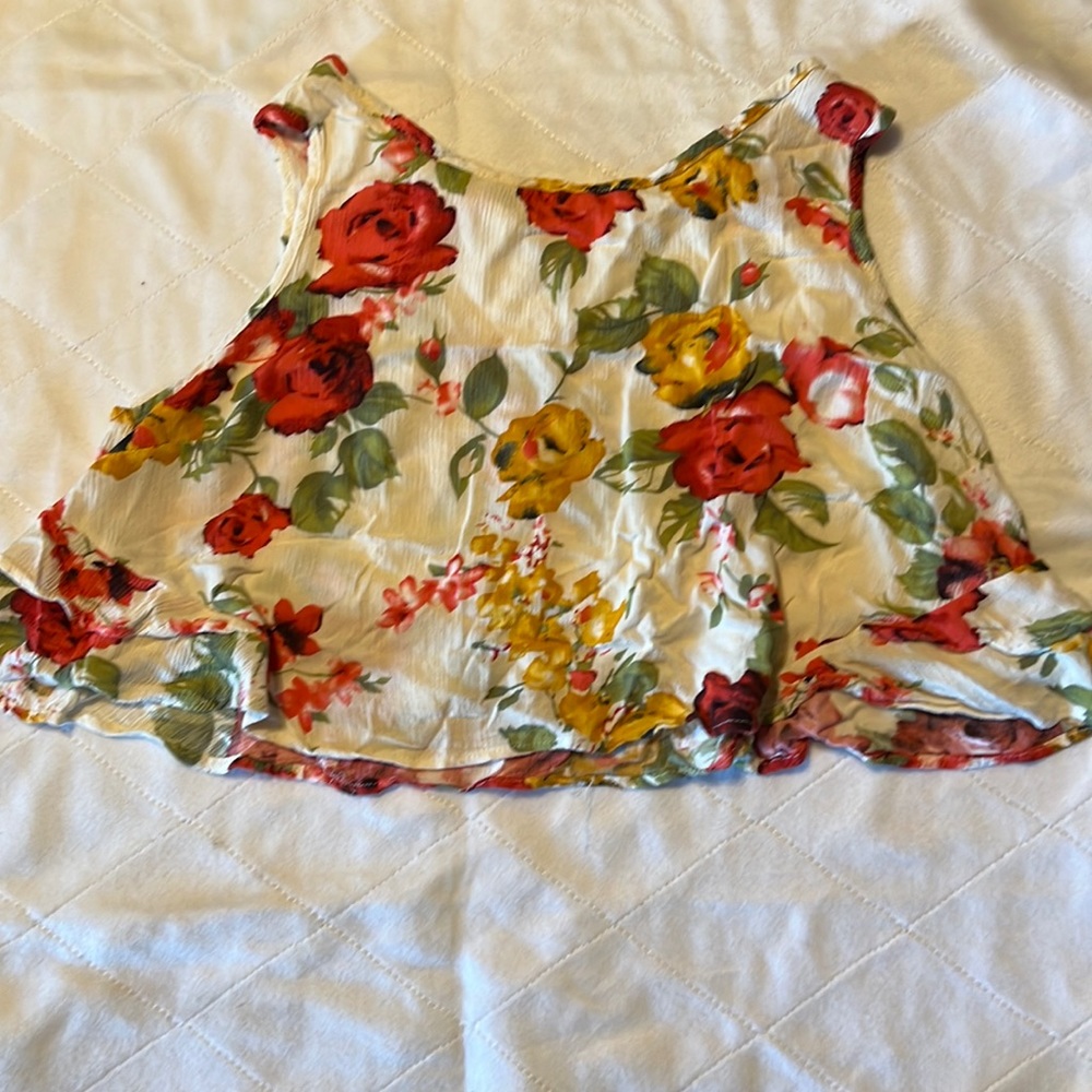 Medium crop top